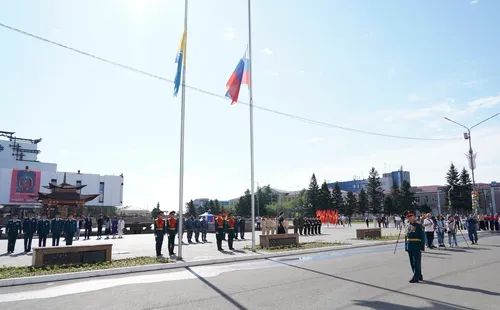 Россия хүнүнде