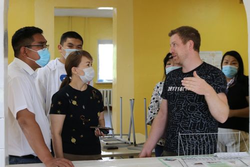 «Единая Россия»: Учебный год в школах начнется 1 сентября в очном формате