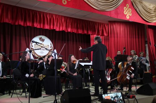 В пгт Каа-Хем открылся Центр культуры имени С. Базыр-оола