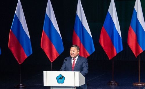 Тываның Баштыңы 2025 чылды Тывада Ада-чурт камгалакчызының чылы кылдыр чарлаан