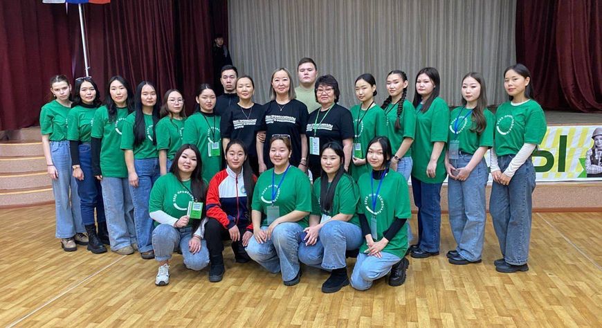 Владислав Ховалыг поздравил студентов Тувы с Днем российского студенчества