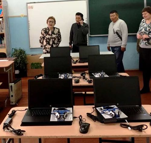Цифровизиция тувинского языка. В Туву доставили современное образовательное оборудование