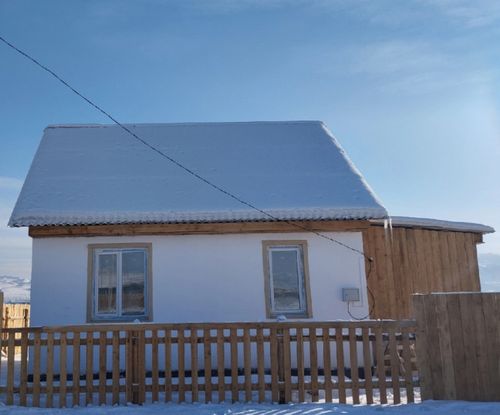 Дети-сироты из Тес-Хема получили ключи от новых домов