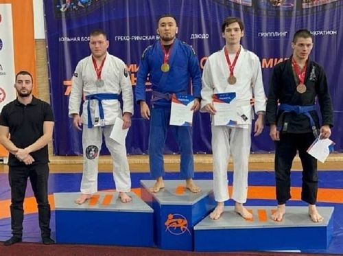 Правоохранитель и чемпион